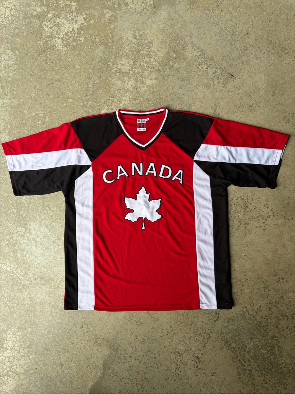 Y2k Canada Jersey by Due North XL